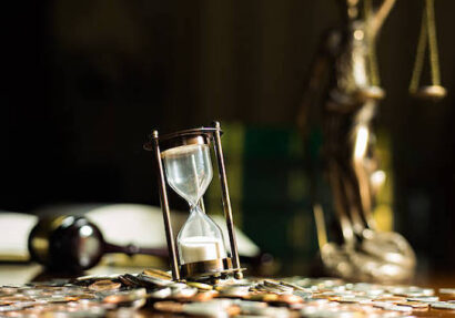 Ilustracja do: ILE TRWA PROCES FRANKOWY I OD CZEGO TO ZALEŻY?